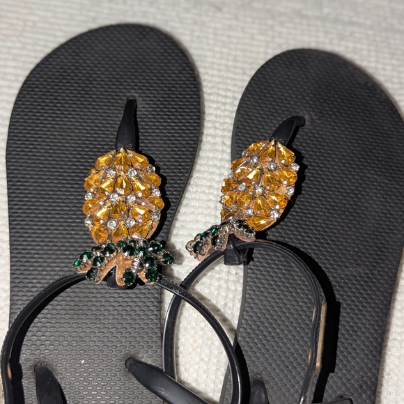 Black and Orange Sandals with Ornate Embellishments - Picture 6 of 6